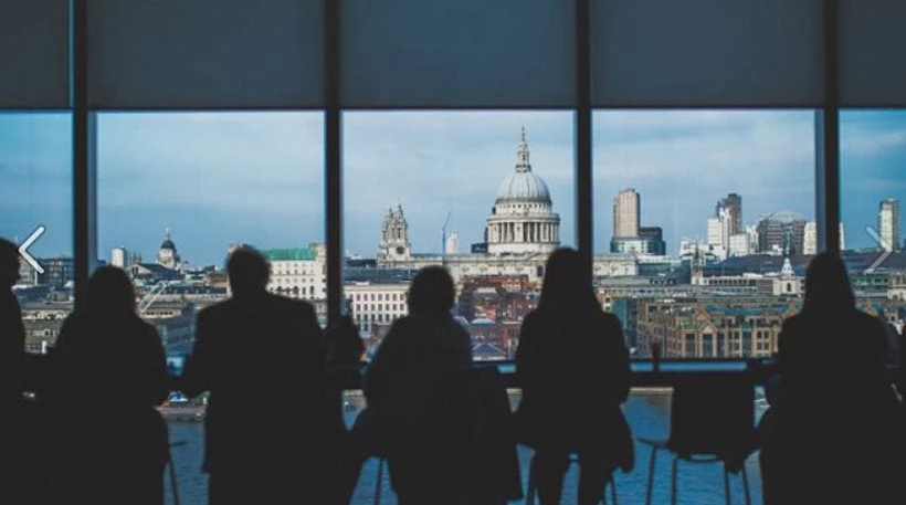 Το Βρετανικό Συμβούλιο στη Ρωσία διέκοψε τη λειτουργία του…